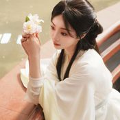 ประวัติ หูอี้เสวียน (Hu Yi Xuan)