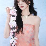 ประวัติ หูอี้เสวียน (Hu Yi Xuan)