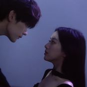 โจวอี้หราน – เปาซ่างเอิน ปล่อยซีนเก้าอี้ในตำนาน แซ่บนัวจนแฟนๆ เขินหนัก