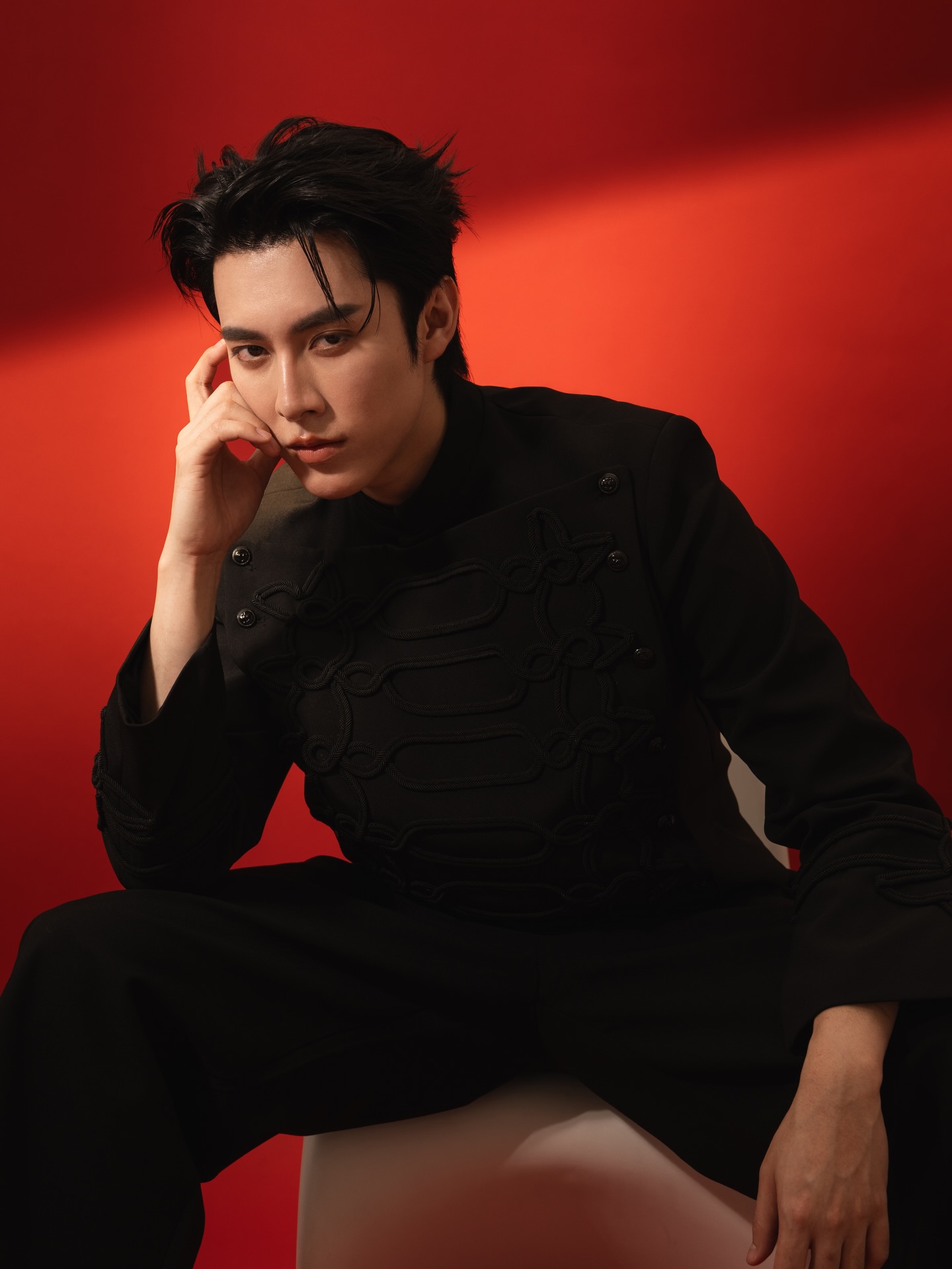 เปิดวาร์ป “นิวตั้น ไวยากรณ์” ศิลปินรุ่นใหม่มากความสามารถ ที่โซเชียลกำลังพูดถึง