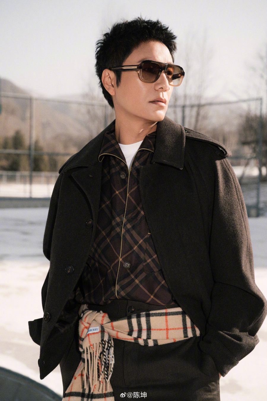 9 พระเอกจีนที่เดบิวต์เรื่องแรกก็ขึ้นแท่นพระเอกเลย