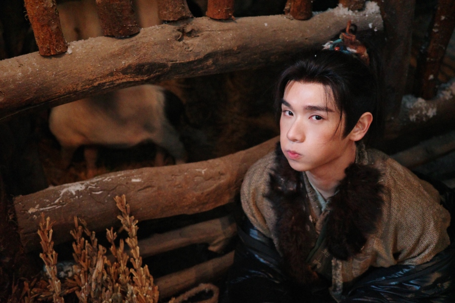 นาย กรชิต นักแสดงไทย แก๊งเชือดหมู ใน ล่าหยก  Pursuit of Jade