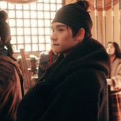 นาย กรชิต นักแสดงไทย แก๊งเชือดหมู ใน ล่าหยก Pursuit of Jade