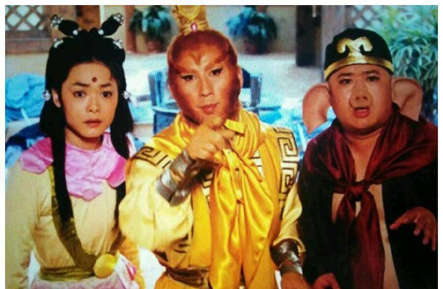 ซุนหงอคงที่โดนบูลลี่หนักสุด” ล่าสุดผันตัวเลี้ยงหมูในวัย 60