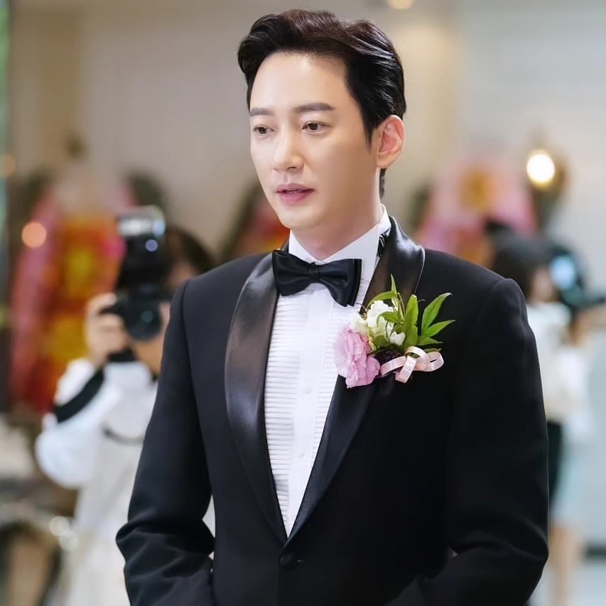 “อีซังโบ” เสียชีวิตปริศนาในวัย 45 ปี ตร.เข้าตรวจสอบ