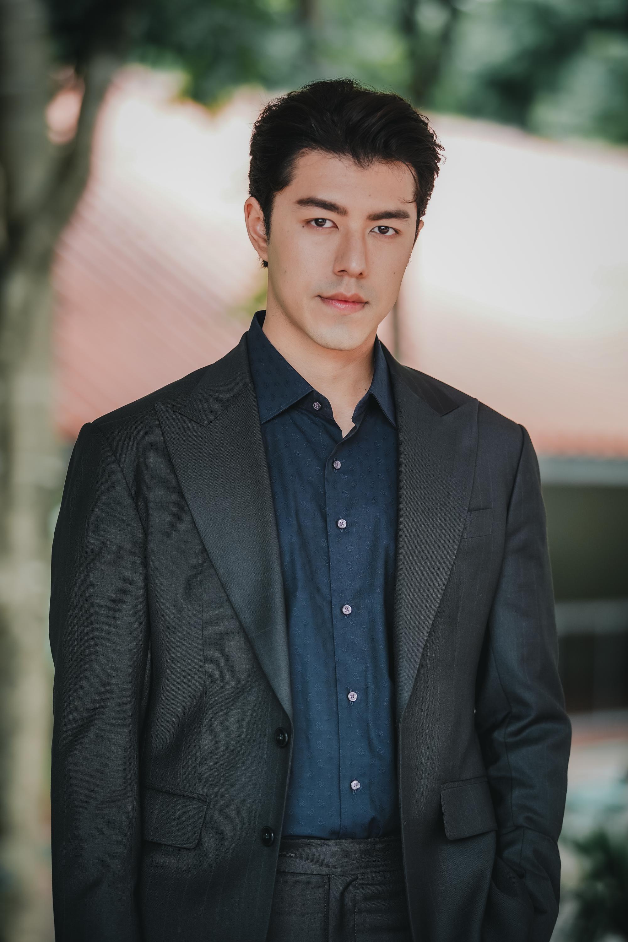 โทษฐานที่รักเธอ