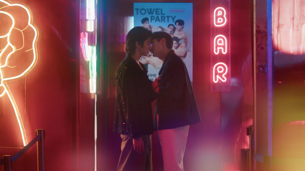 Love of Silom รักแห่งสีลม