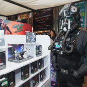 “นานิ หิรัญกฤษฎิ์” หล่อทะลุกาแล็กซี เปิดตัว “The Mandalorian and Grogu”