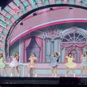Blush Blossom Fan Fest 2026