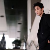 "เซียวจ้าน" สมมงตัวท็อป เยือนฮ่องกงแฟนคลับแห่รอนับหมื่น