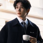 ไม่ใช่แค่พระเอกในจอ! เรื่องจริง หลิวเสวียอี้ ทำงานหนักเพื่อช่วยชีวิตแม่