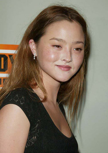 เดวอน อาโอกิ รับบท นินจาเอเชียหน้าสวย จาก DOA