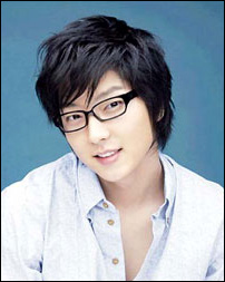 ลีจุนกิ พระเอกหน้าสวย