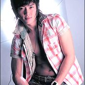 ต๊ะ-วริษฐ์ ทิพโกมุท