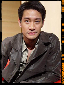 ป้อง-ณวัฒน์ กุลรัตนรักษ์