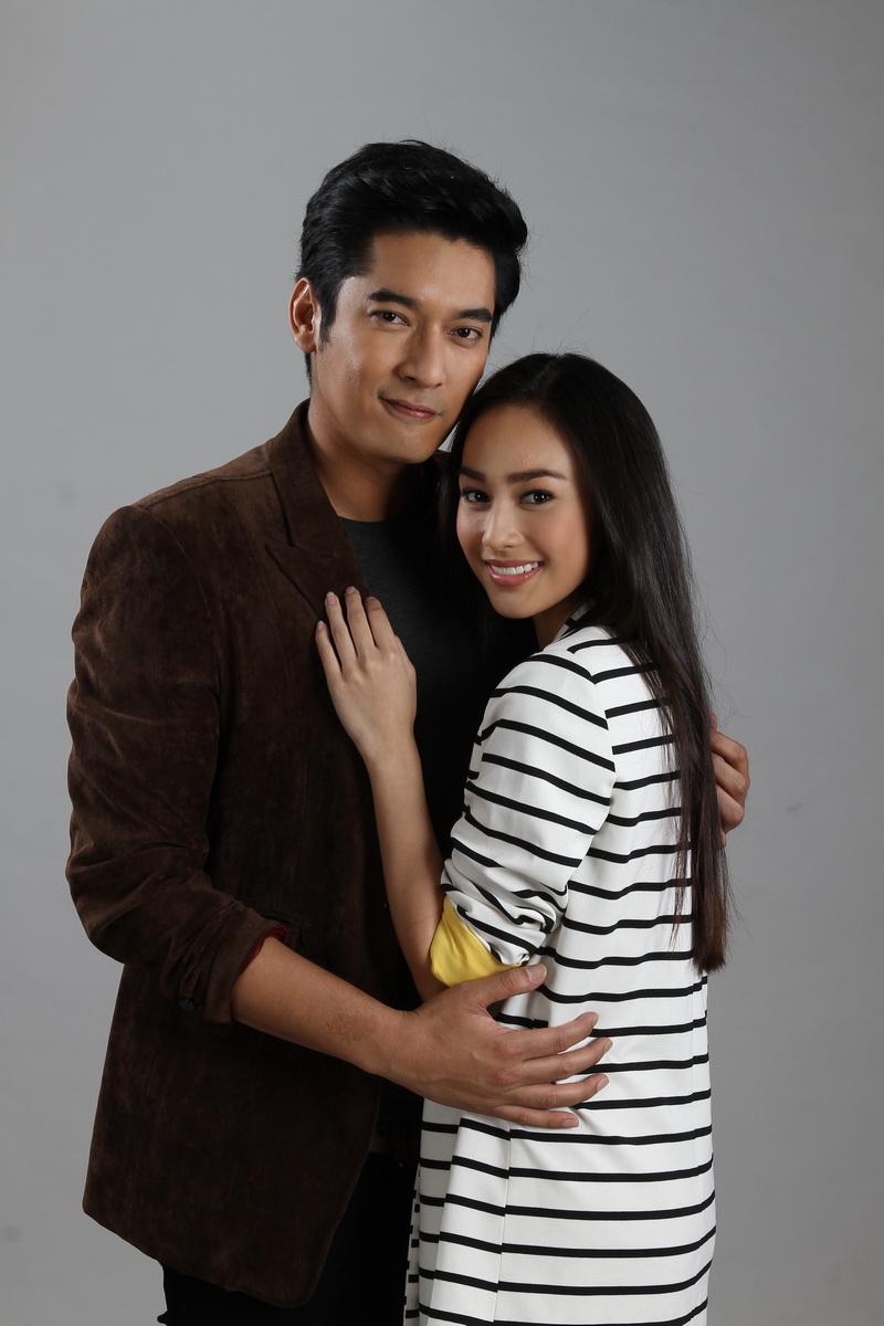 กุหลาบเล่นไฟ