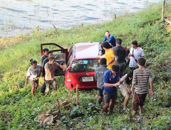 ธามไท-ฟลุท-พิม นาทีระทึก