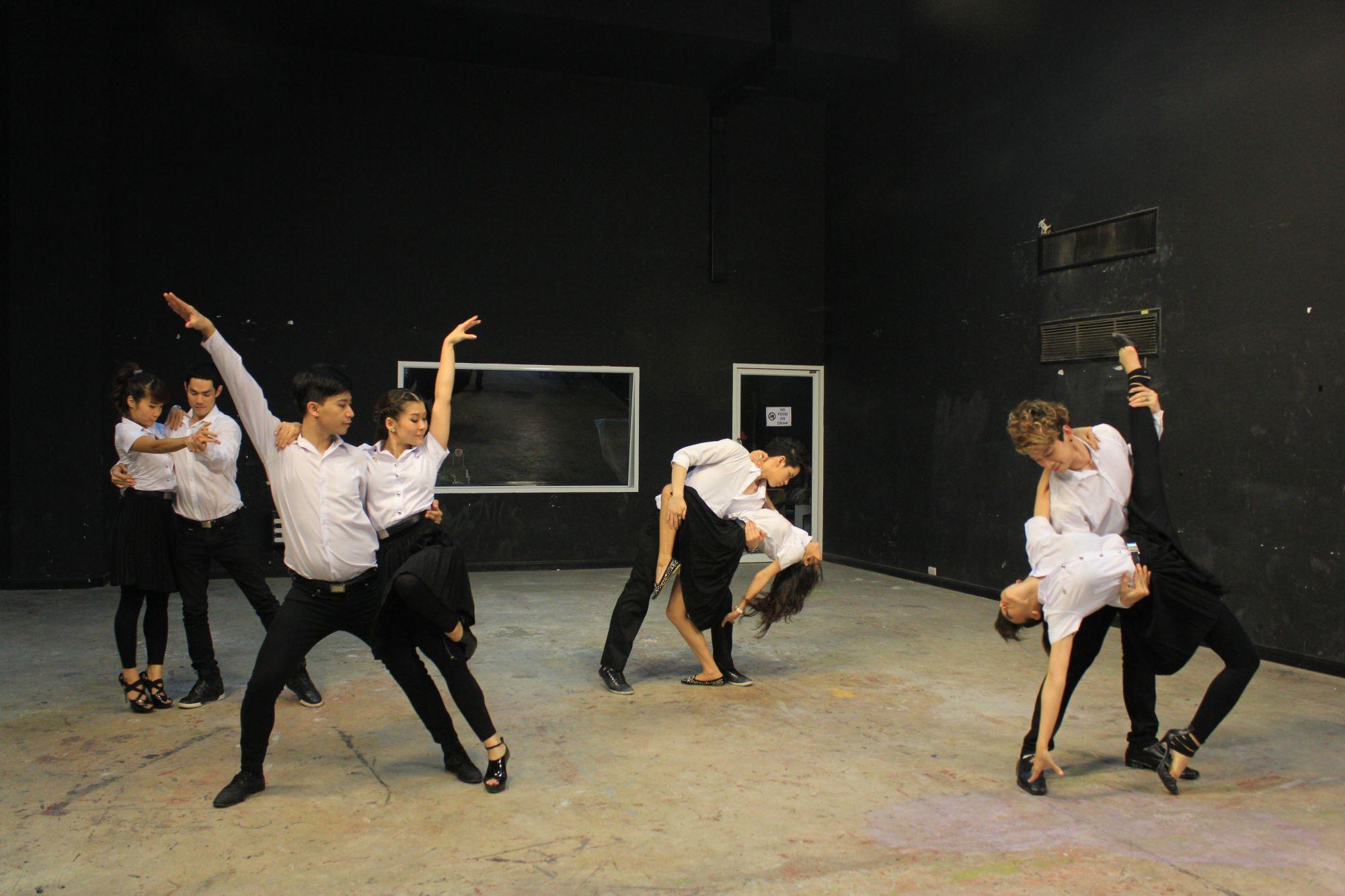 คู่ปรับสลับร่าง คู่ปรับสลับร่าง