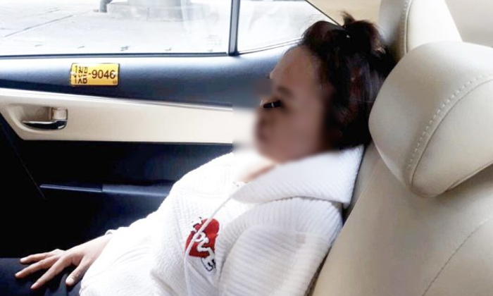 ผ่าตัด 3 ชั่วโมง หญิงสาวถูกอายไลน์เนอร์ปักตา ตาไม่บอด-ปลอดภัยแล้ว