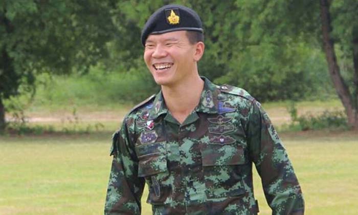 5 มุมน่ารัก "หมอภาคย์" ลูกน้องต้องยิ้มเห็นฟันให้ก่อนทำความเคารพ