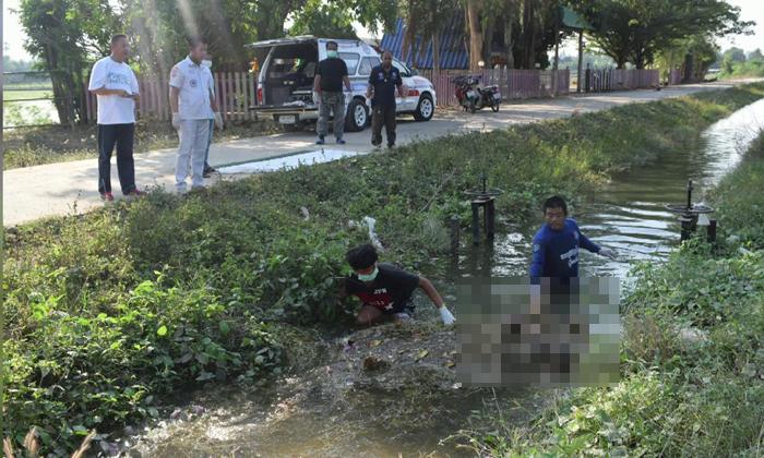 เหม็นคลุ้งทั่วคลอง! พบศพลุงวัย 61 ปีลอยในคลองชลประทาน เสียชีวิตมาแล้ว 3 วัน