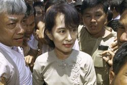รัฐบาลไทยแถลงการณ์ชื่นชมพม่าปล่อยตัวซูจี