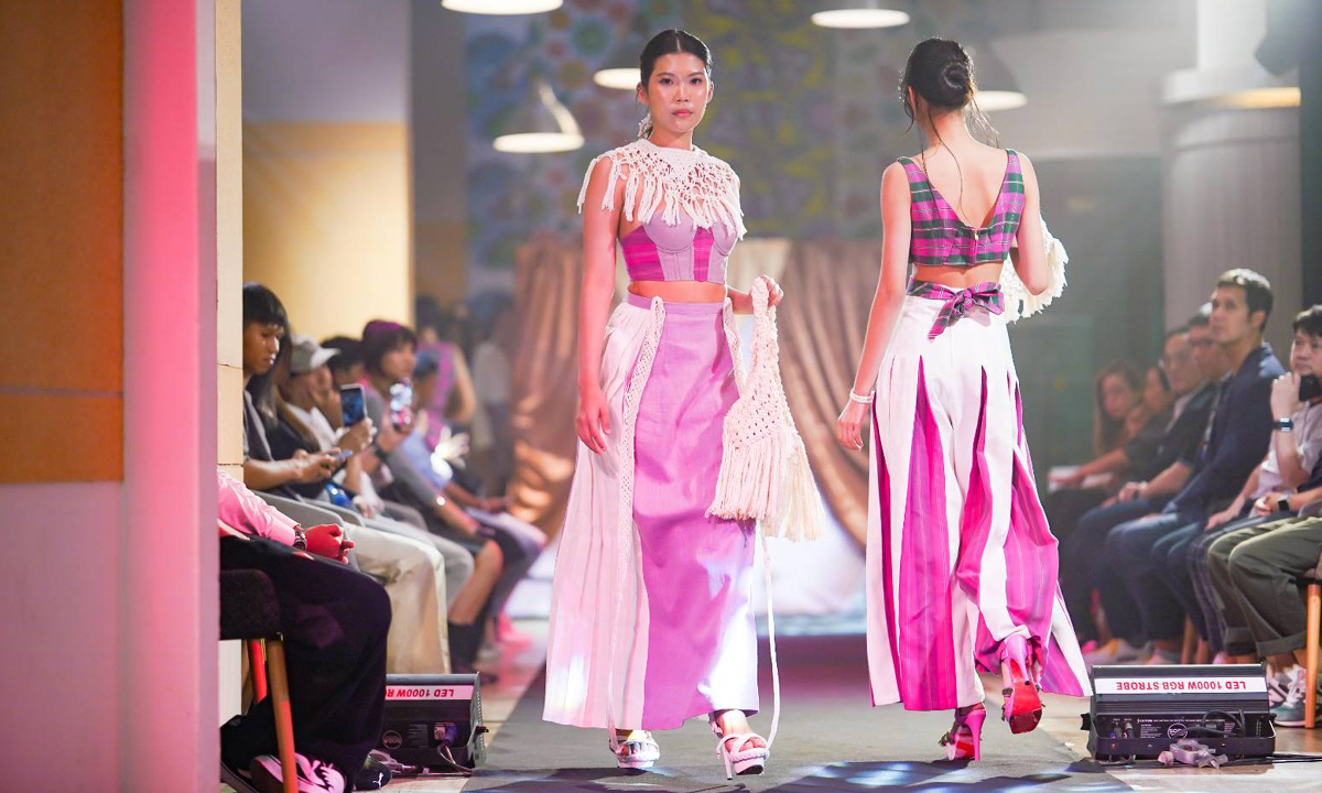 ศิลปกรรม DPU เปิดเวที Thesis Fashion Show โชว์ศักยภาพนักออกแบบรุ่นใหม่ แฟชั่นจากห้องเรียนสู่ตลาดจริง