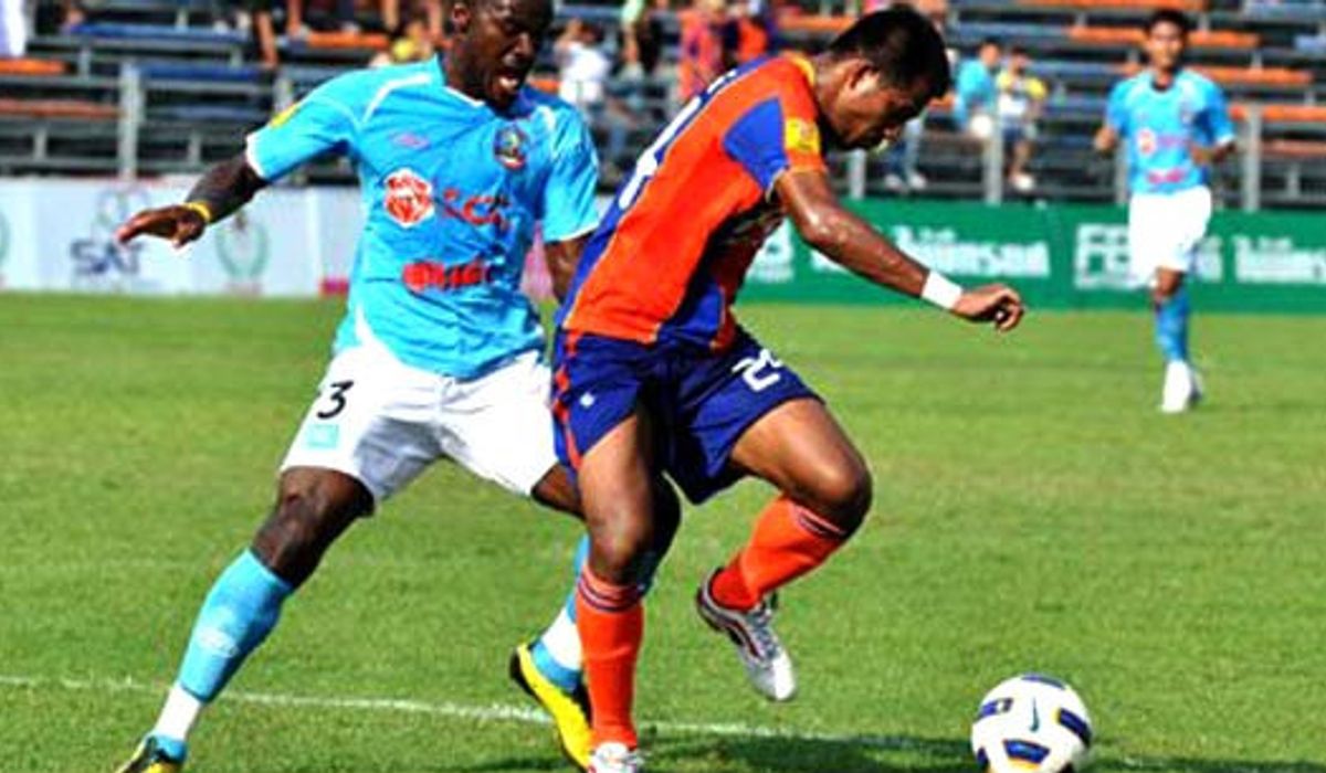 สิงห์เจ้าท่าฝ่าวิกฤติเฉือนปลาทูหวิว 2-1