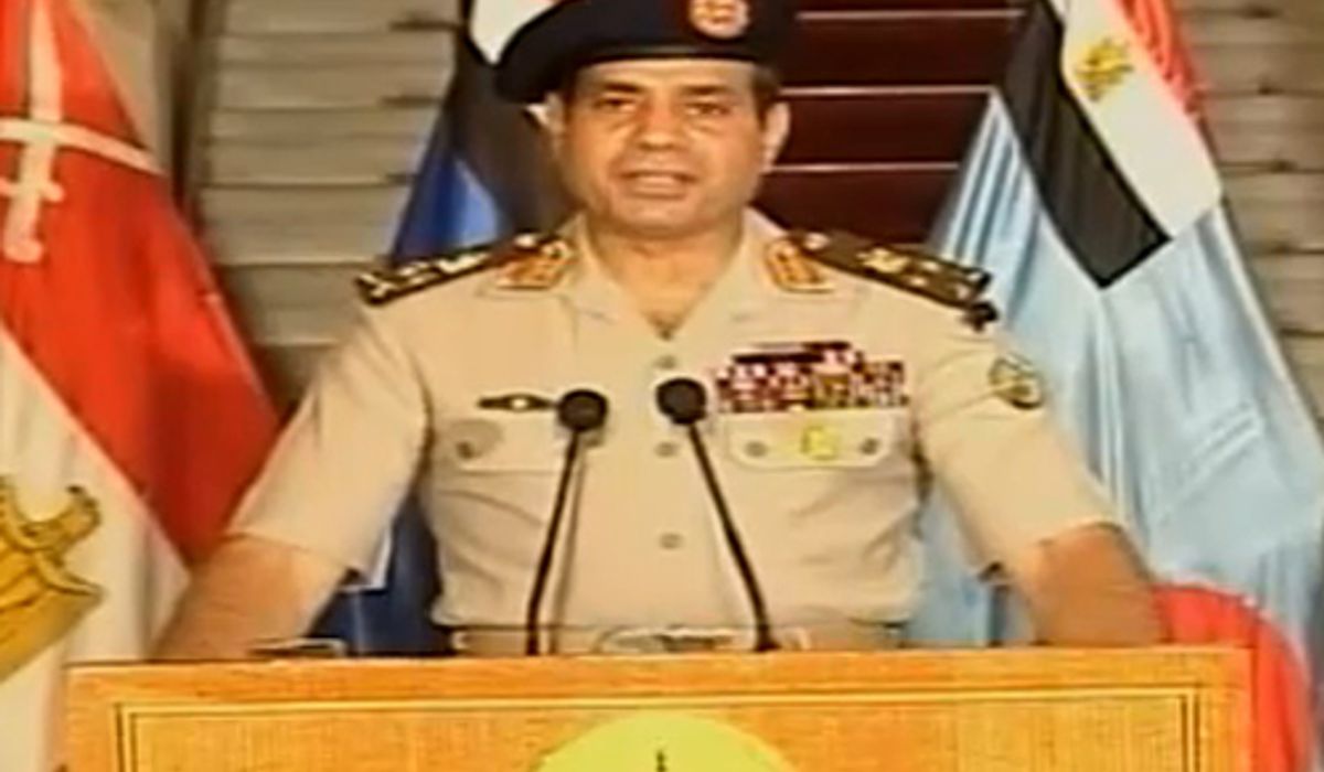 ทหารอียิปต์ก่อรัฐประหารยึดอำนาจรบ.-ปชช.ฉลองดีใจ