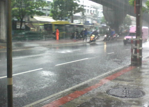 อุตุฯ พยากรณ์อากาศช่วงเย็นฝนตกต่อเนื่อง