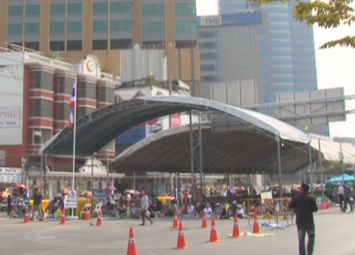 มวลชนกปปส.ลาดพร้าวยังปักหลัก-การ์ดเข้ม