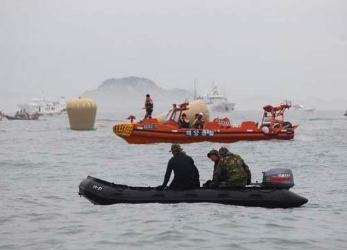 เหยื่อเรือล่มเกาหลีใต้ตายแล้ว33หายอีก269