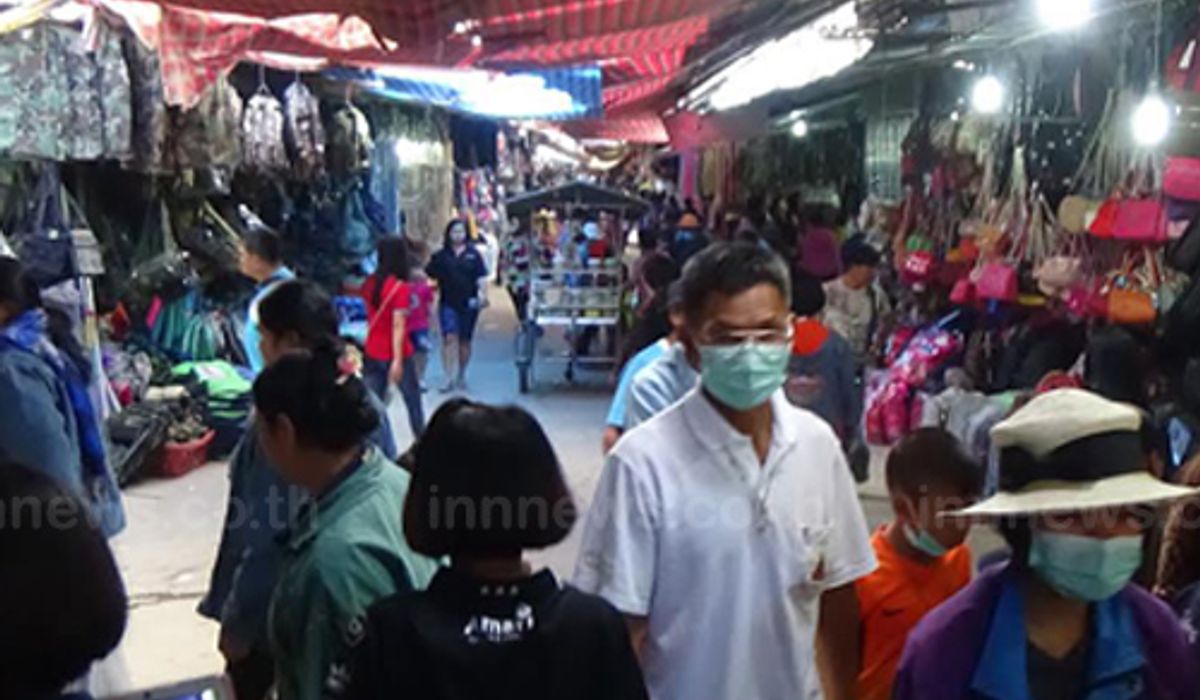 ตลาดช่องจอมคึกนักท่องเที่ยวซื้อของฝาก