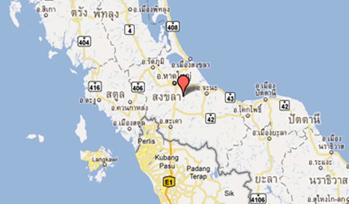 รถตู้โดยสารไปนราฯเสียหลักพลิกคว่ำที่สงขลาดับ5เจ็บ9