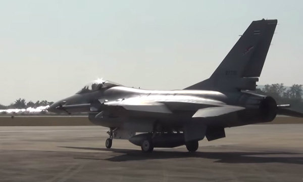 อุบัติเหตุเครื่องบิน F16 ฝึกบินตกที่ลพบุรี