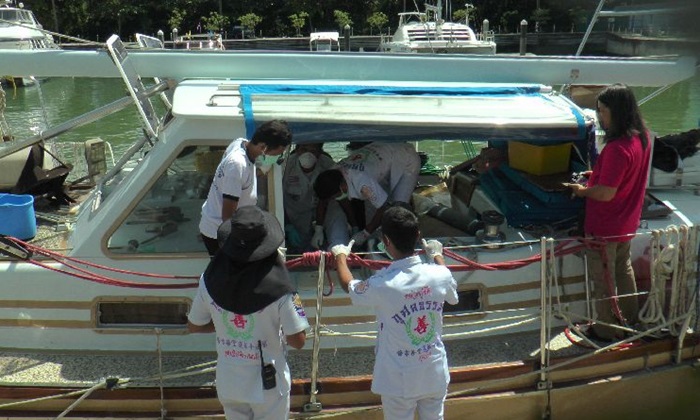 ผงะ! ชายสูงอายุมะกันเสียชีวิต เน่าขึ้นอืดในเรือส่วนตัว จอดท่าเรือยอร์ชภูเก็ต