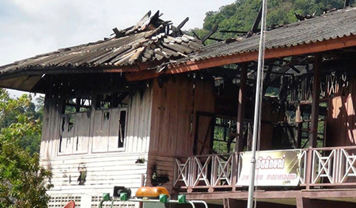 ไฟไหม้อาคาร2ชั้นร.ร.บ้านควนสตอ