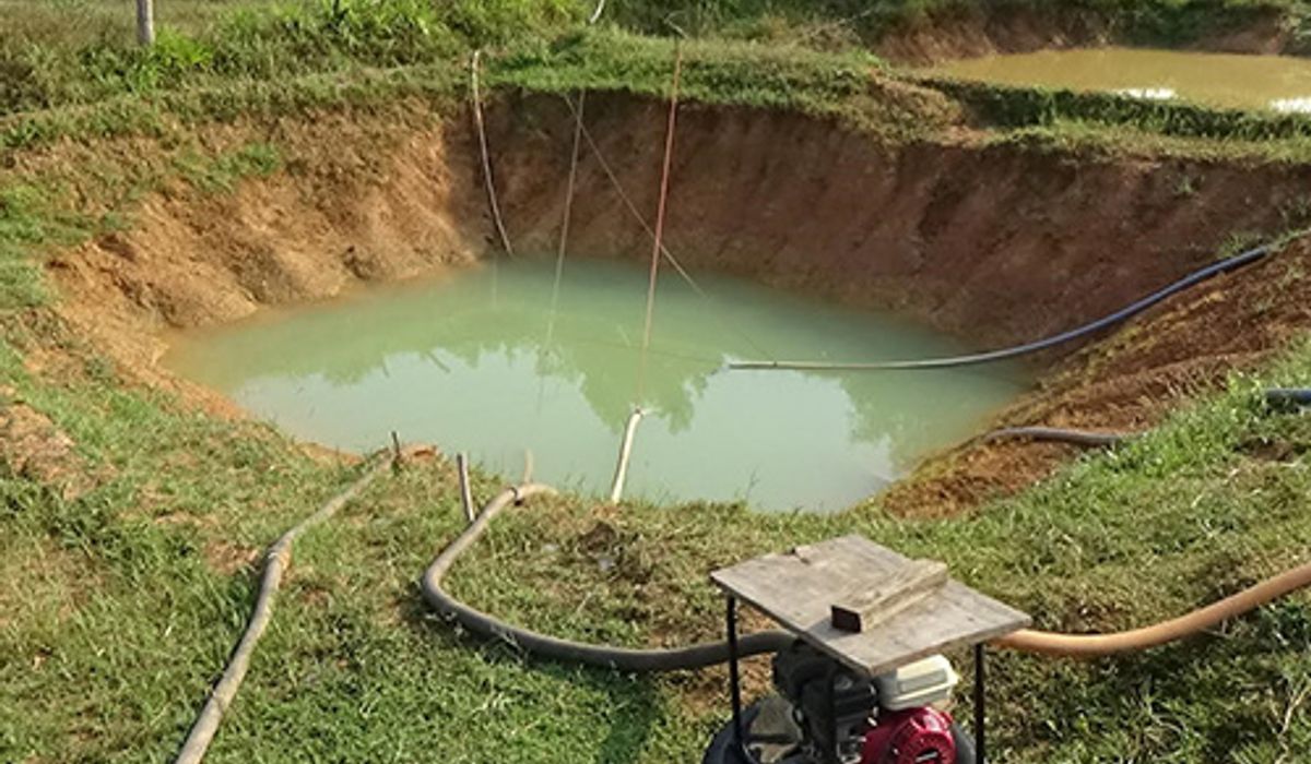 ชาวบ้านสุรินทร์จับมือขุดบ่อบาดาลสูบน้ำขาย