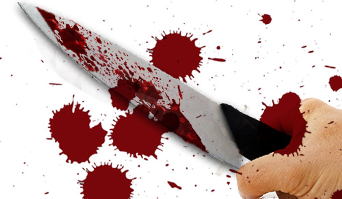 ชายโดนมีดแทงกลางหลังดับหน้าร.ร.การเรือไทย