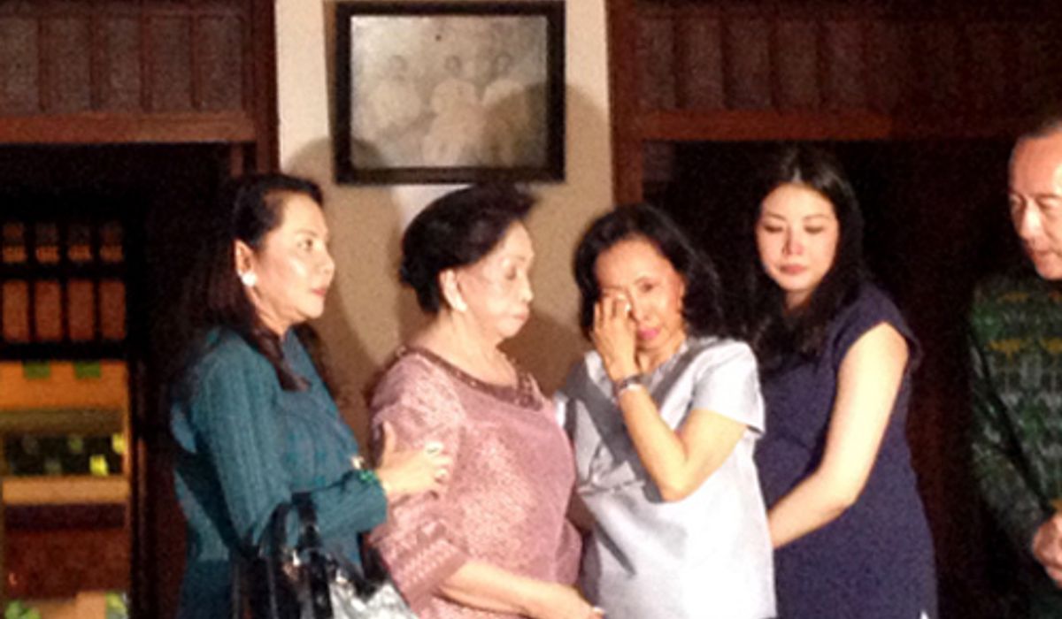 แม่ประนอมกอดลูกสาวโชว์ร่ำไห้ยอมยุติศึกมรดกแล้ว