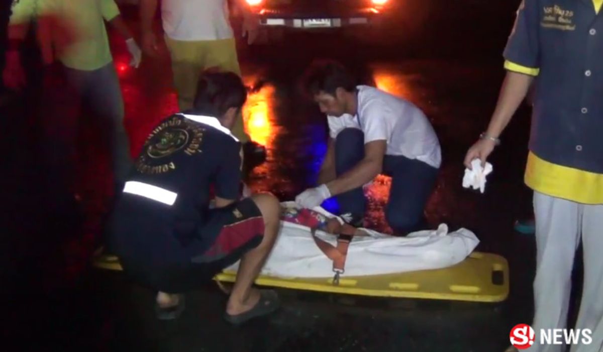 สาวใหญ่ฝ่าฝนไปส่องกบ โดนตีนผีชนแล้วหนี ตายกลางถนน