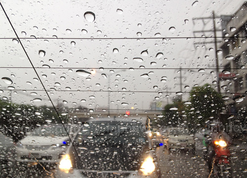 อุตุฯพยากรณ์เย็นไทยฝนลดลงกทม.ฝน60%