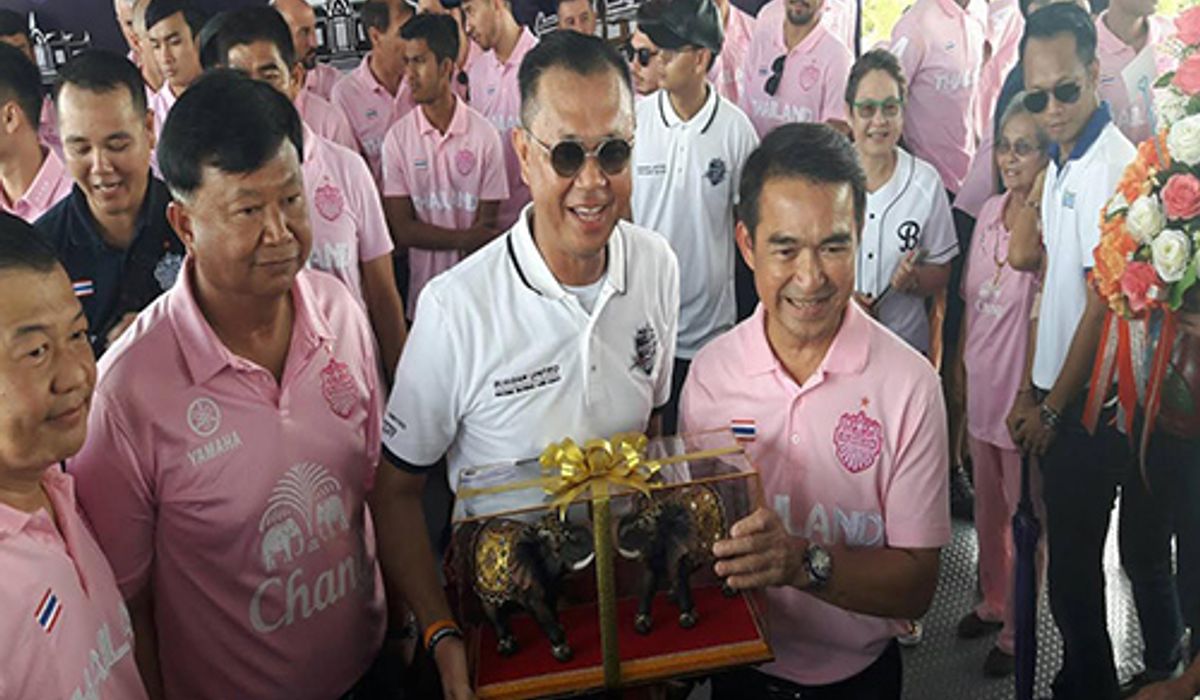 อนุทินนำทีมอวยพรวันเกิดเนวินครบ58ปี