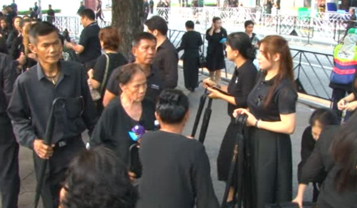 น.1ตรวจพื้นที่สนามหลวงรับมอบร่ม999คันบริการปชช.