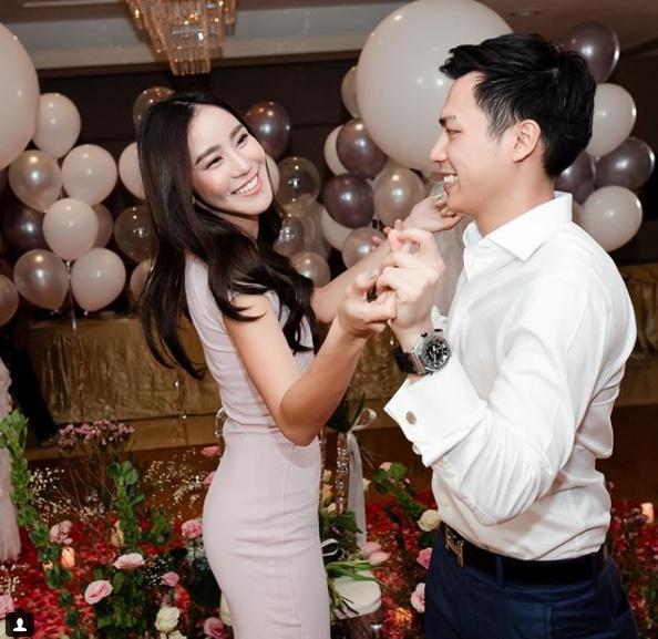 ขนมจีน กุลมาศ เคน สารสาส