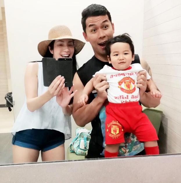 ครอบครัว อ๋อม สกาวใจ 