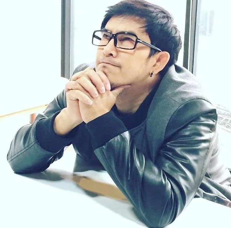 พชร์ อานนท์