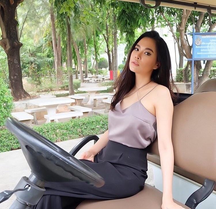 โบวี่ อัฐมา