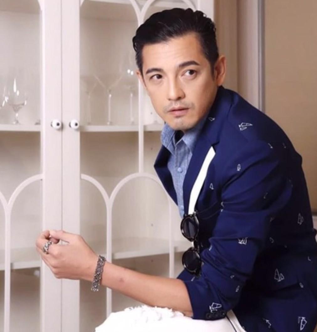 หนุ่ม ศรราม