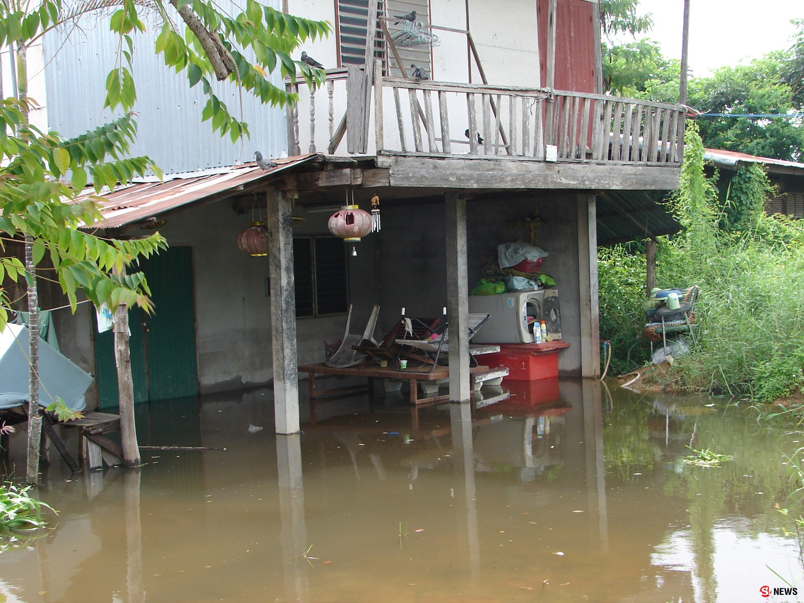 มวลน้ำระลอกแรก-วิกฤตน้ำโขงสูงท่วมทะลักแล้ว 20 บ้านราษฎรริมปาก “ลำห้วยมุก”
